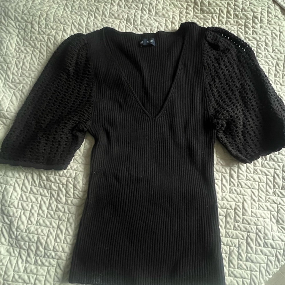 GAP Black Ribbed Knit Top